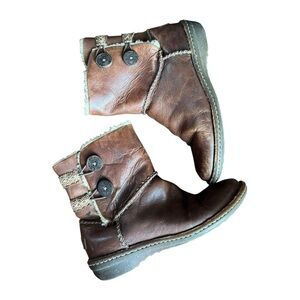 UGG Brown Ankle Boots with Button Detail Size 9